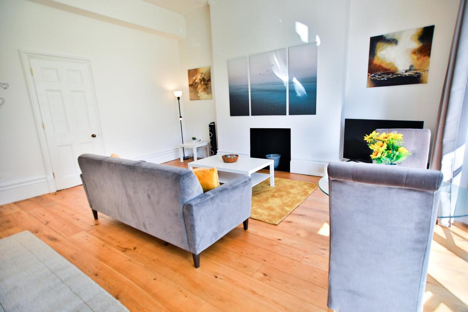 40B Wellington Suites Newport Beach Exterior foto